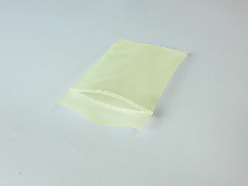 Sac avec fermeture éclair colorée – Image 2